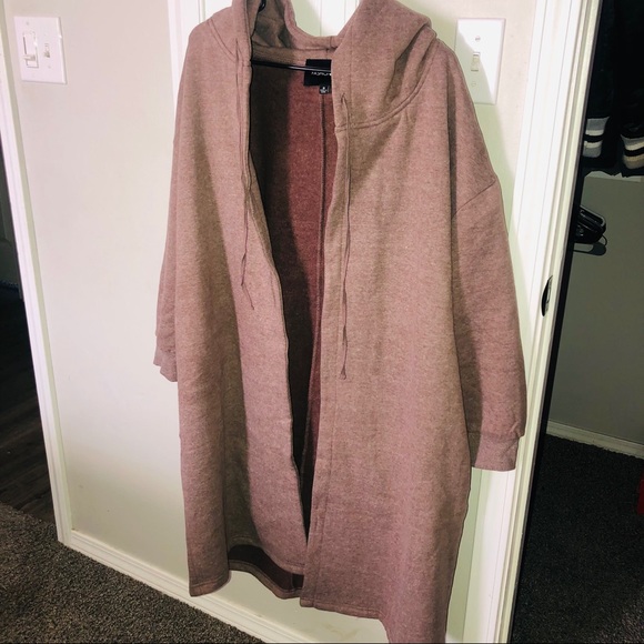 Jacket - Picture 4 of 9